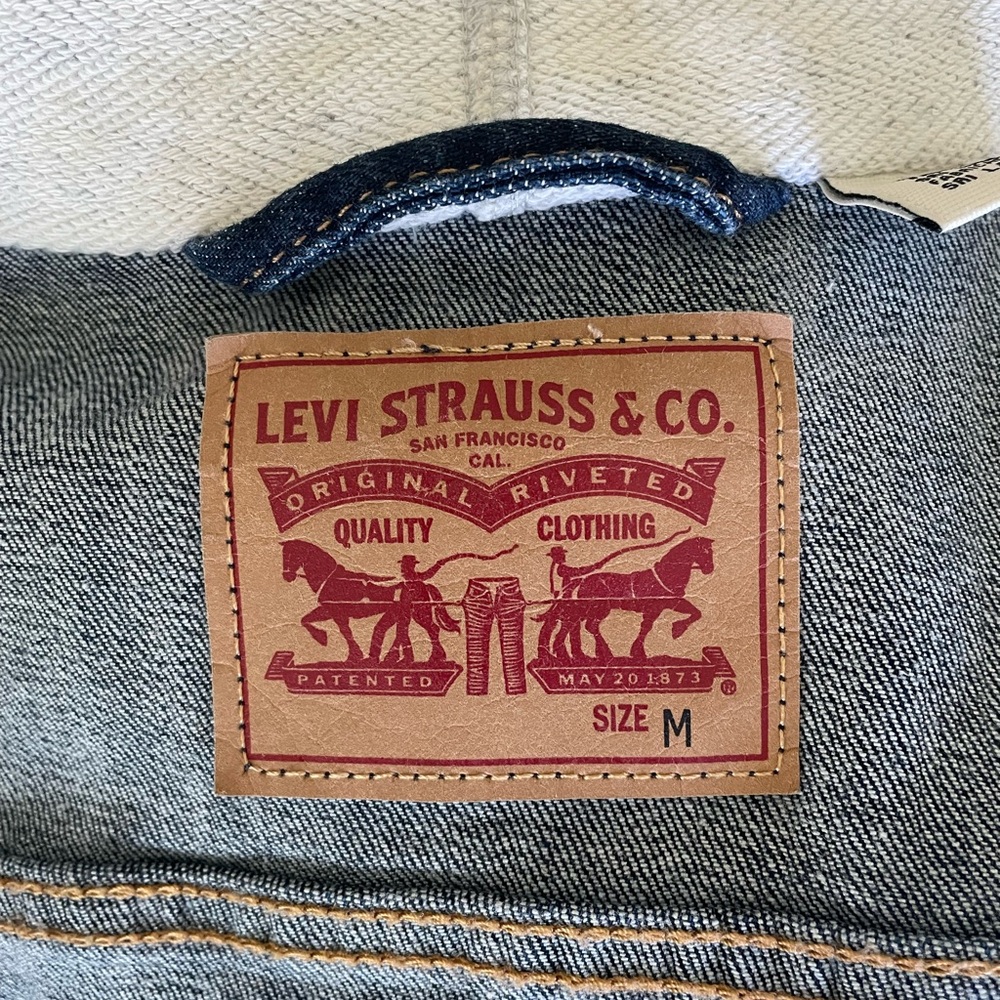 Authentic Levi Denim Jacket - image 2